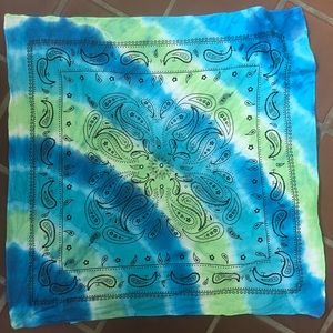 tie dye bandana
